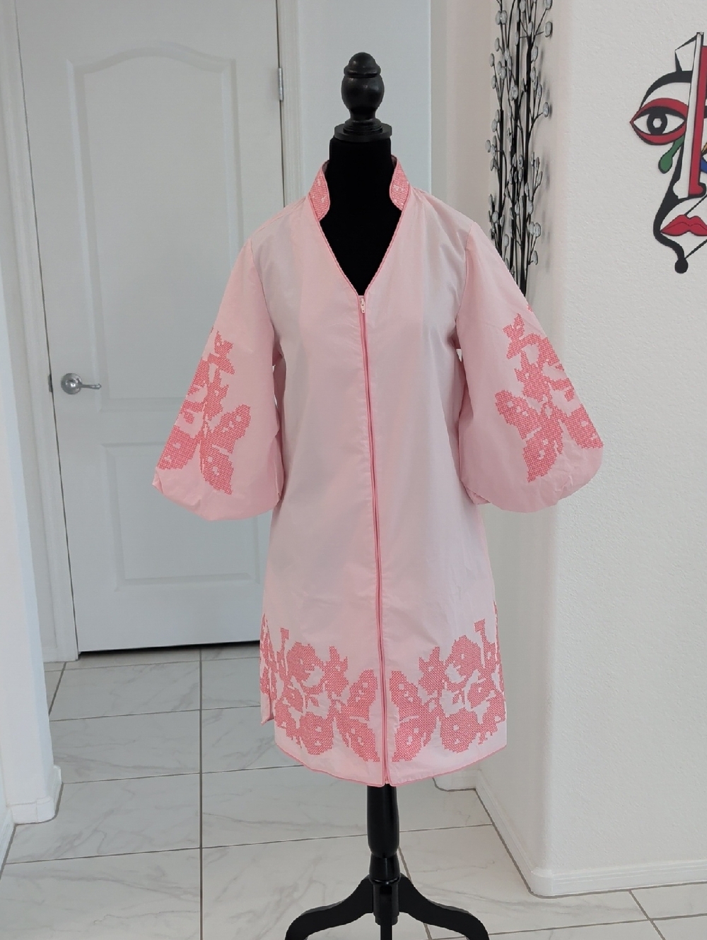New Light Pink Embroidered 3/4 Lantern Sleeve Full Zipper Front Dress S D-Sun
